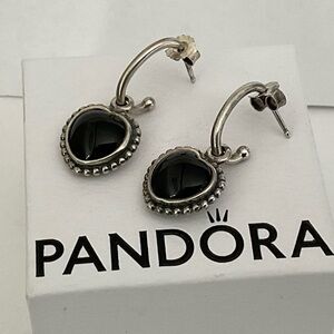Pandora Retired and Rare Mi Amor Drop Earrings black Onyx heart
